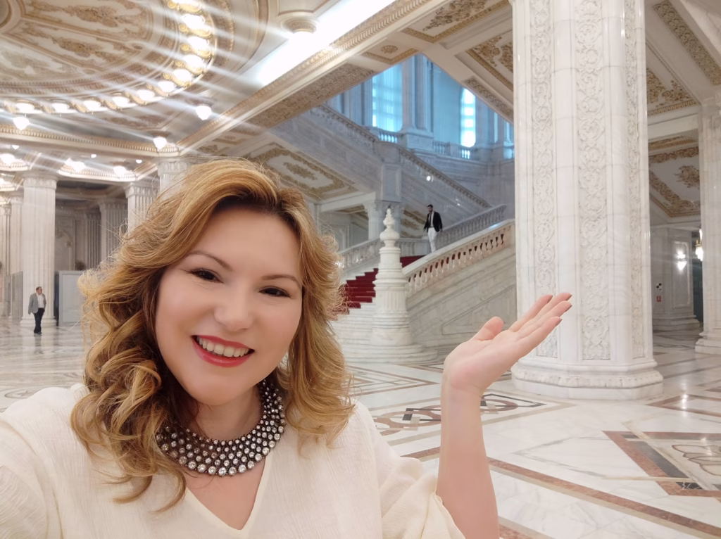 Ana-Maria Alexandru, AMC IAPC&M, Maestru în Coaching, Fondatoarea AMA Leadership Academy